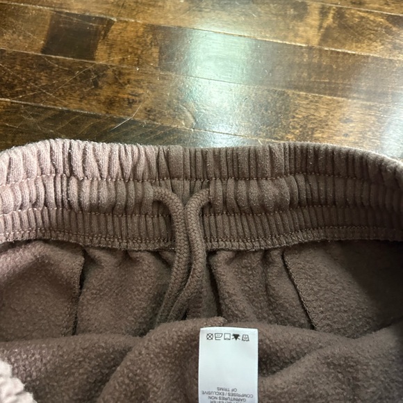 GARAGE SWEATPANTS! - Picture 4 of 5